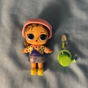Lol dolls - 6 per doll